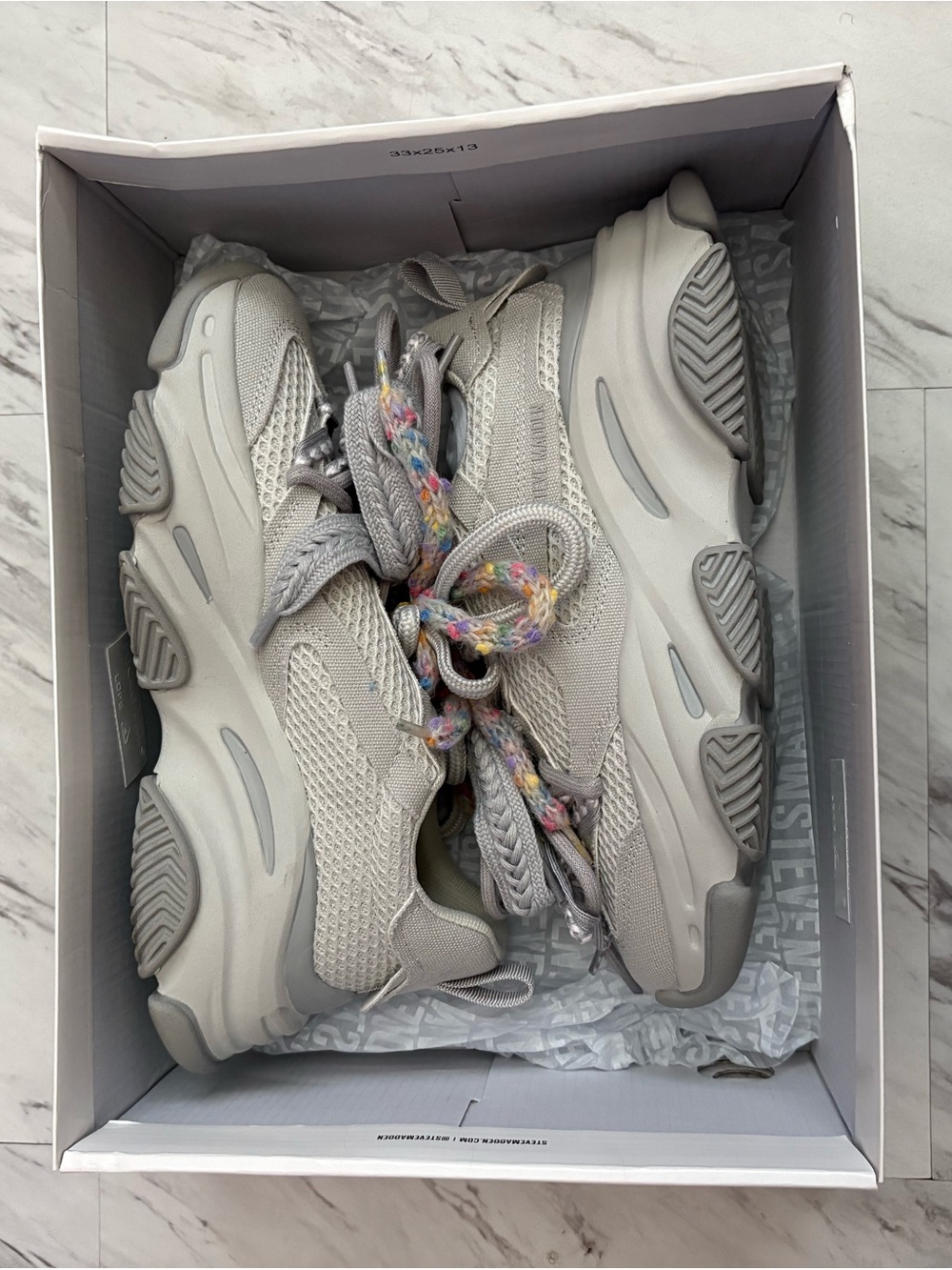 Steve Madden Women’s Pryce Light Gray Chunky Platform Sneakers - Picture 3 of 5